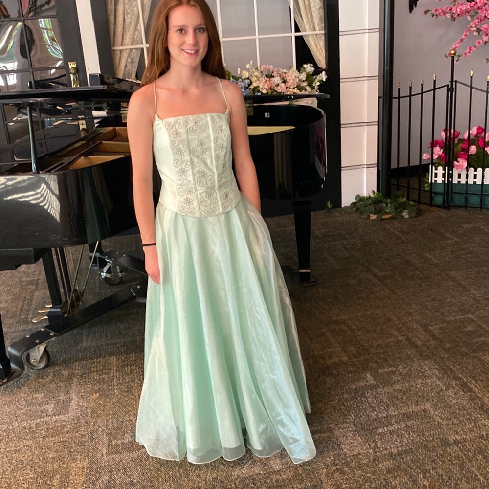 Lovely mint green Maxi formal dress